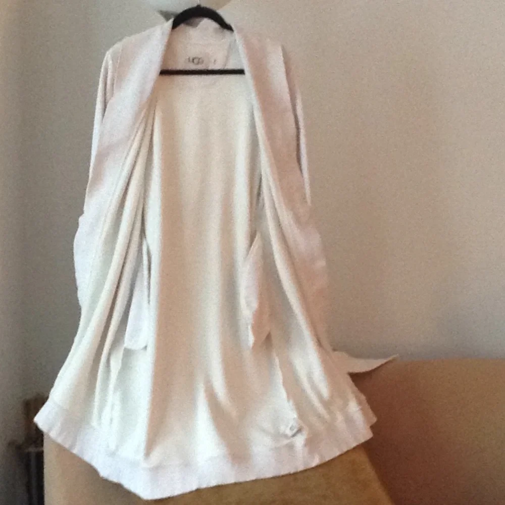 🔥🔶🔥 Uggs - Oversized 'Ivory' Weekender Robe - Picture 5 of 10